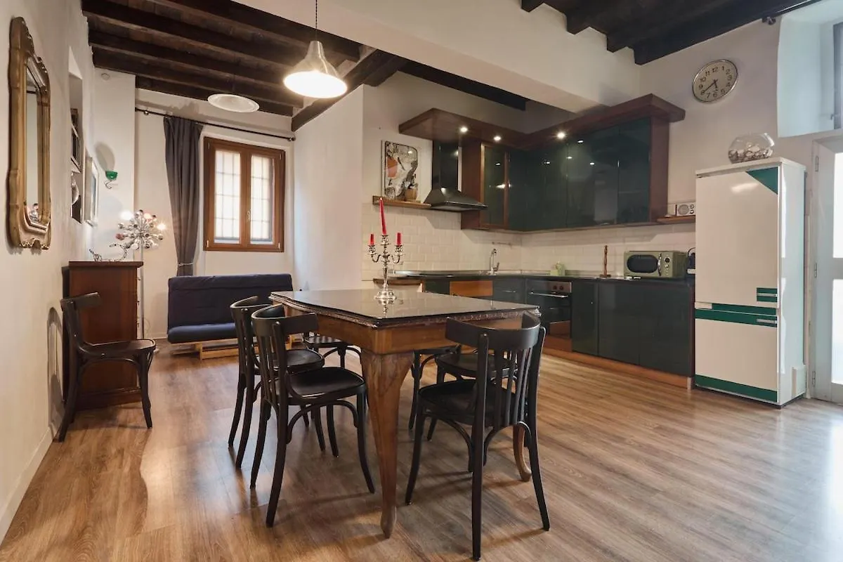 Il Loft Nella Corte Cormano Διαμέρισμα